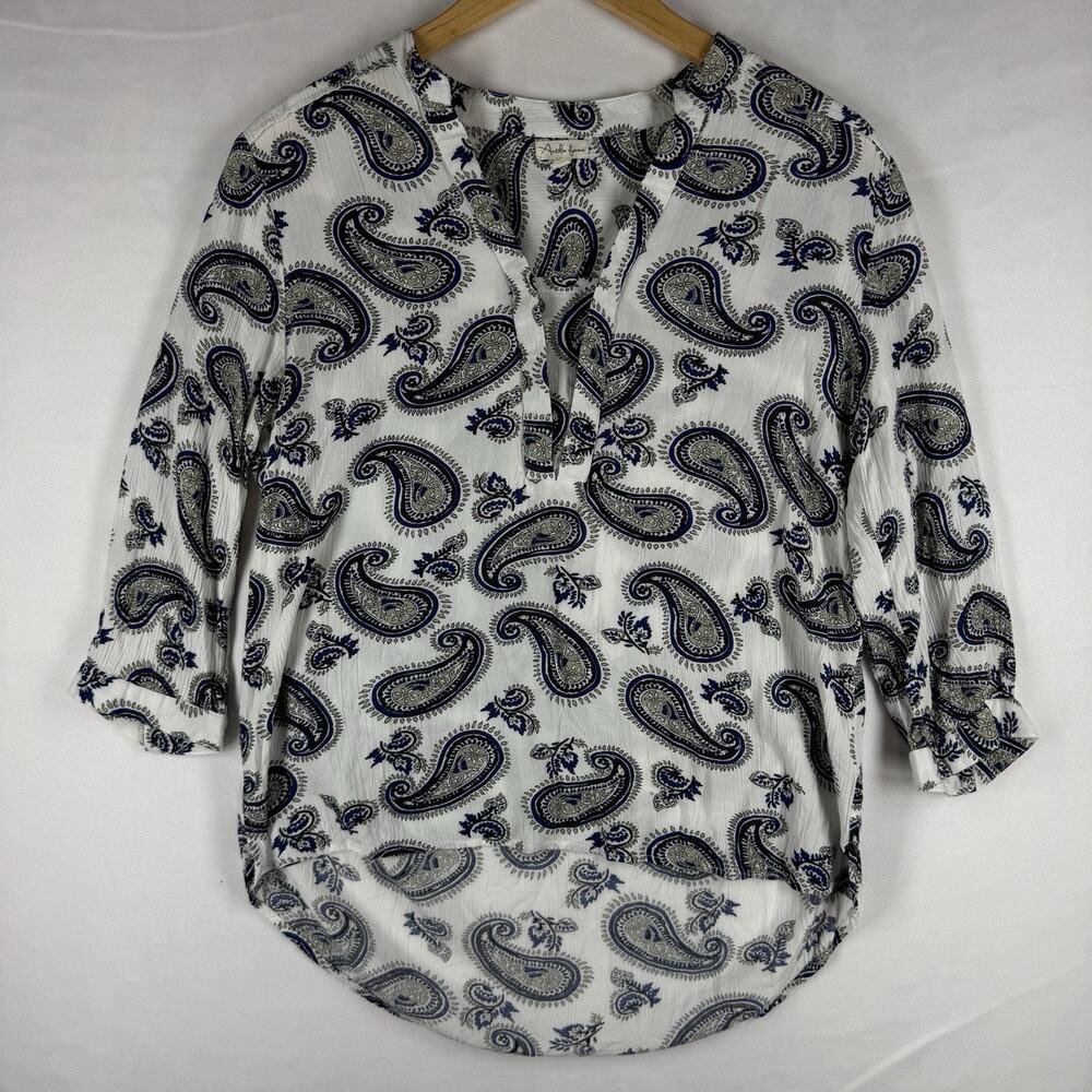Antilia Femme Women’s M Blue White Paisley Rayon 3/4 Sleeve Tunic Blouse